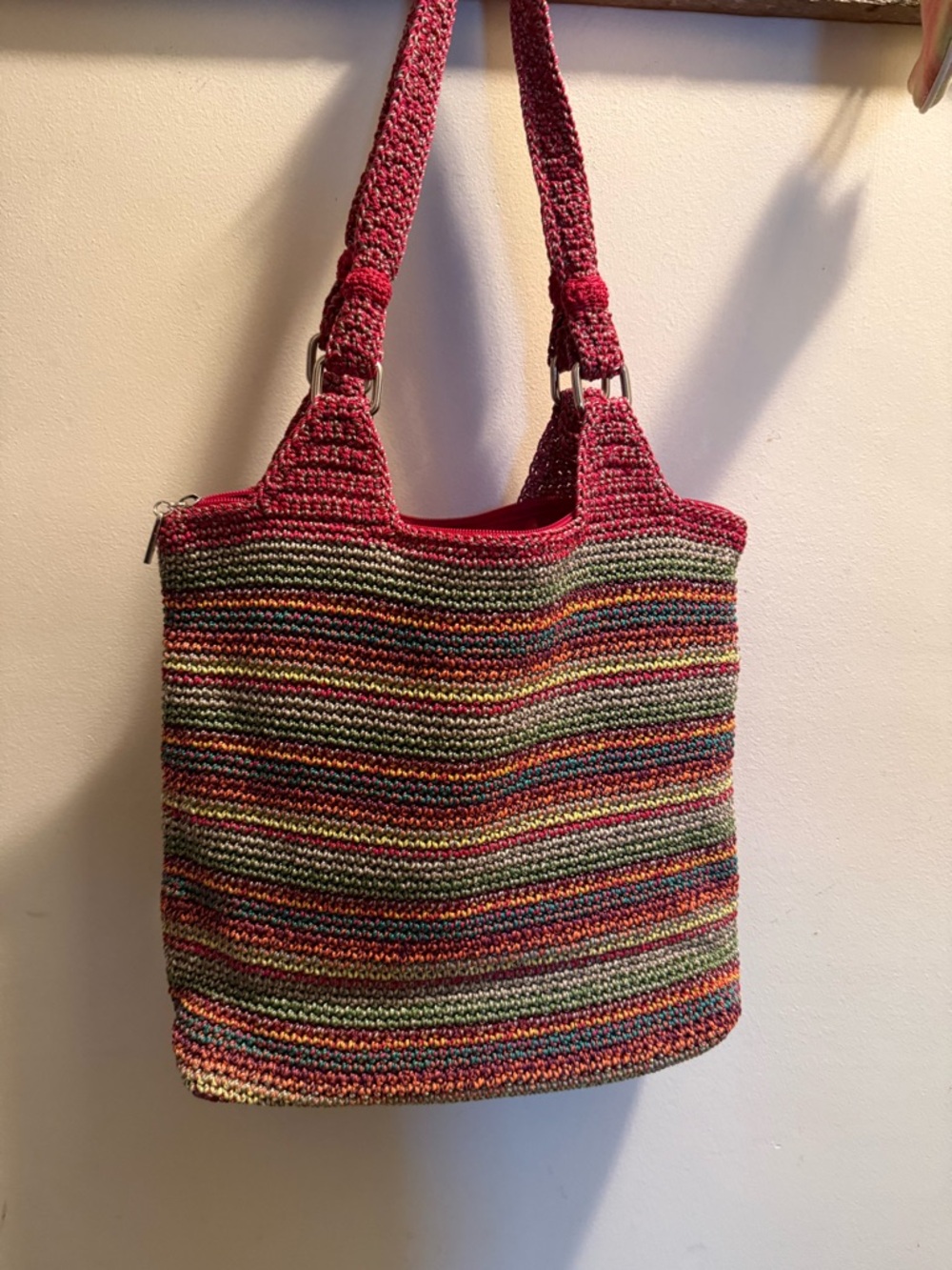 The Sak Belle Crochet Large Hobo Tote Purse Bag Multicolor Stripe EUC - Picture 2 of 9